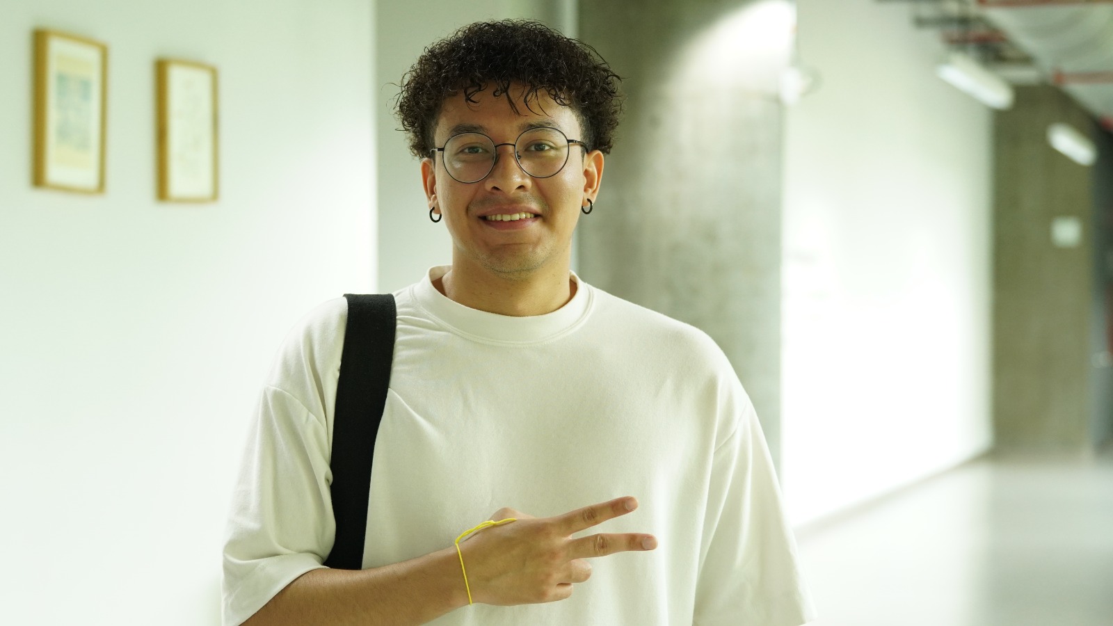 More than $100 million in support for young innovators: apply now to the Gen N and Proyector Awards